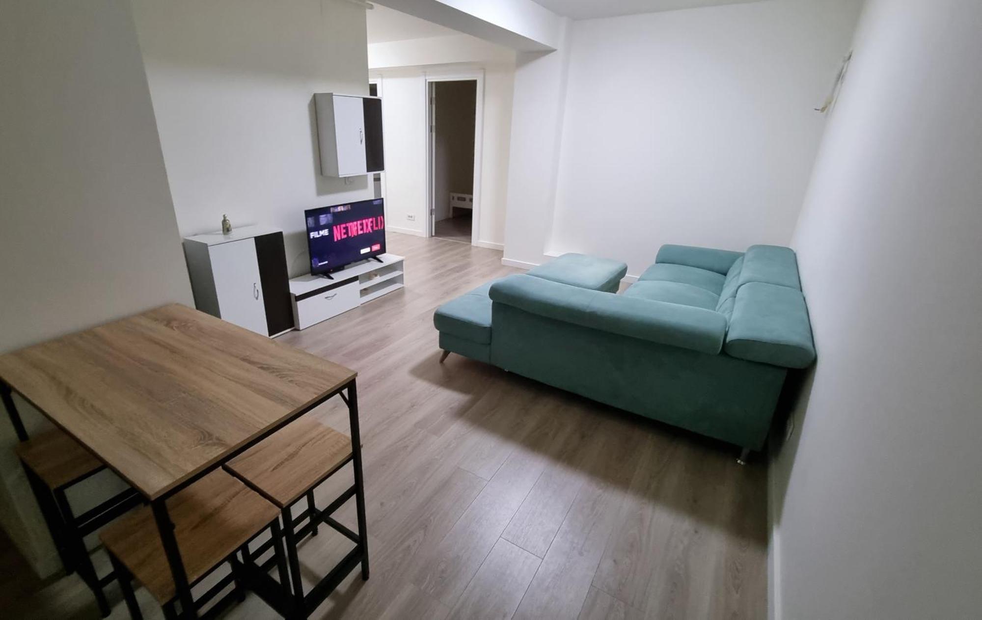 Apartament Cwa 1 Aeroport Отопени Екстериор снимка